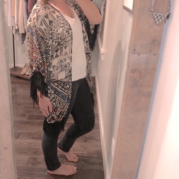 Angie large boho fringe kimono wrap - Picture 1 of 3